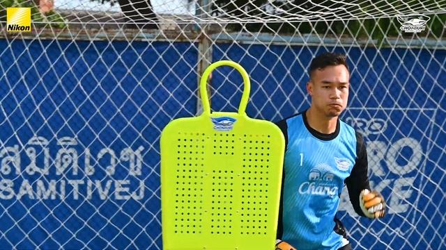 SHARKS Inside Training