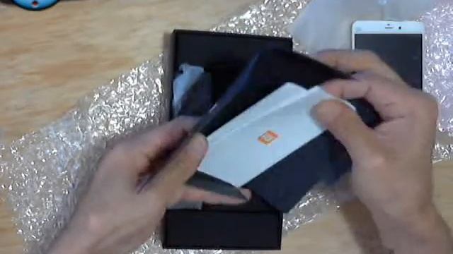 Распаковка Xiaomi MINote Pro смотреть онлайн