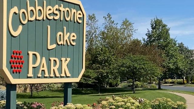 Cobblestone Lake Apple Valley | an AMAZING and unique neighborhood! смотреть онлайн