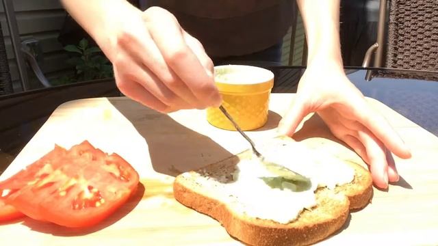 Healthy School Lunches: Episode 2 (Tomato Avocado Sandwich) смотреть онлайн