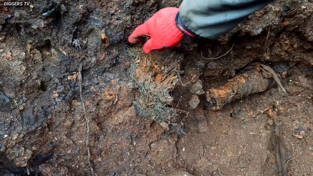 МЕДЬ НА РАСКОПЕ!..⛏️ГЛУБОКАЯ ДОБЫЧА ВТОРСЫРЬЯ НА СВАЛКЕ ЭПОХИ СССР//COPPER MINING//166// смотреть онлайн