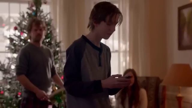 Apple 2013 Christmas commercial: misunderstood: (HD) (Apple) смотреть онлайн