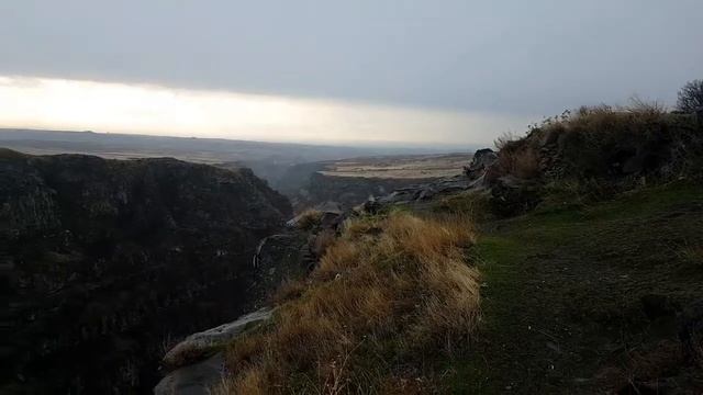 Apple-Picking in Armenia! смотреть онлайн