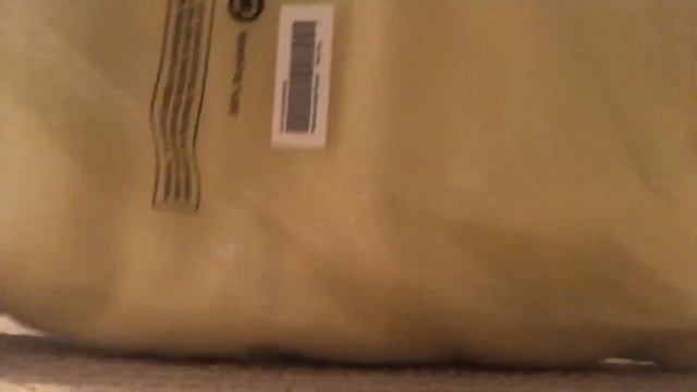 F/W22 Supreme Box Logo Crewneck - Pale Yellow Unboxing + Review смотреть онлайн
