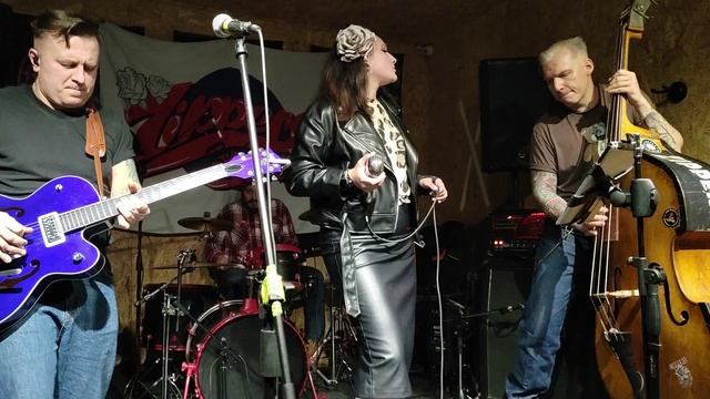 ZIPPERS - Rockabilly из Норильска.  Концерт в баре Взабой 05.10.2024г.