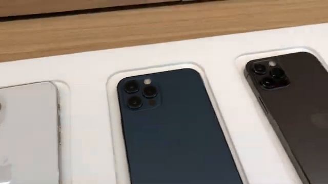 Comprando iPhone 12 Pro Apple Store Ciudad de México | Ariel Acevedo | смотреть онлайн