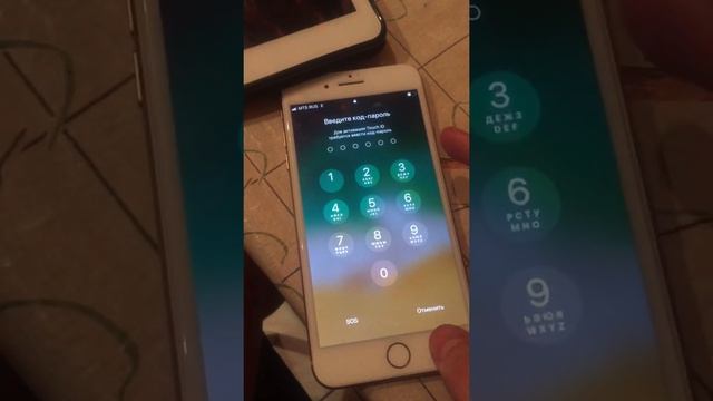 iPhone 8 plus, сломался на второй день! Он не влагозащищенный! смотреть онлайн
