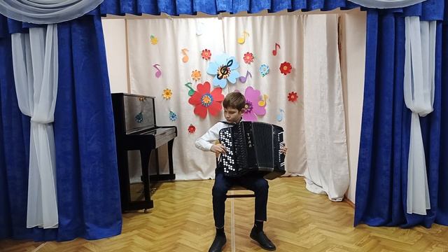 Р. Н. П. «Яблочко» обр. Г. Тышкевич, исполняет Гребенников Максим Владимирович смотреть онлайн