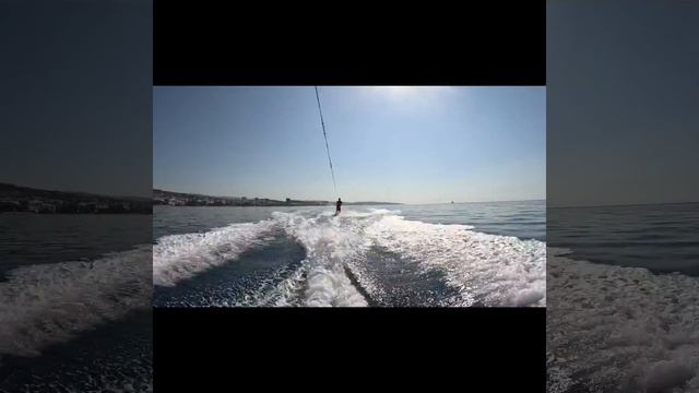 First time wakeboard with friends смотреть онлайн