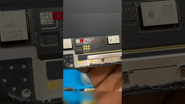 iPhone 13 pro , 13 pro max white Display , Green Display After ios Update Solution | Simple Hack. смотреть онлайн