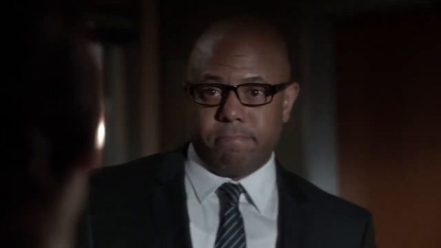 The Mentalist 6x08- Lisbon comes into the empty CBI´s office смотреть онлайн