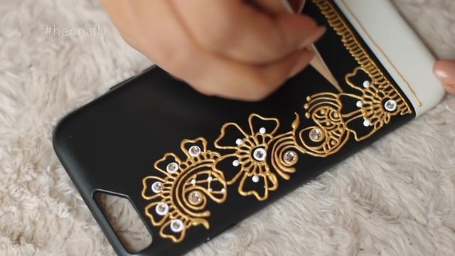 iPhone Henna Case {Black, White, Gold} | Hennafly смотреть онлайн