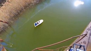 делаем скоростной прикормочный кораблик часть12углубление винта