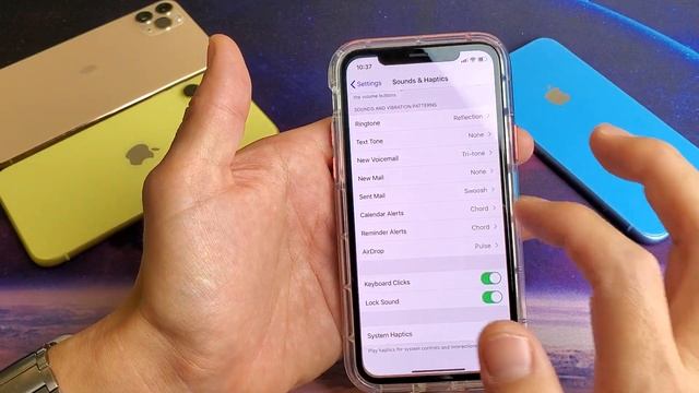 How to Turn On & Off Keyboard Click Sound on iPhone X/XR/XS/11 смотреть онлайн