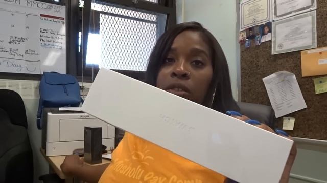 Vlog # 11 Unboxing My New Iphone 11 Pro Max & Applewatch Series 5 смотреть онлайн