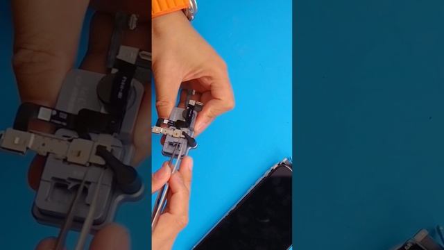 i2C 15 In 1 CF Dot Matrix Calibrator For iPhone X-13 Pro Max Face ID Repair смотреть онлайн