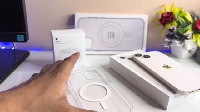 New iPhone 13 White at ₹49000?.... - Flipcart смотреть онлайн