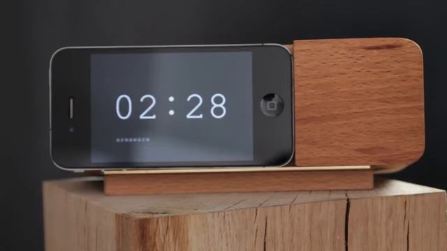 Alarm Dock for iPhone HD смотреть онлайн