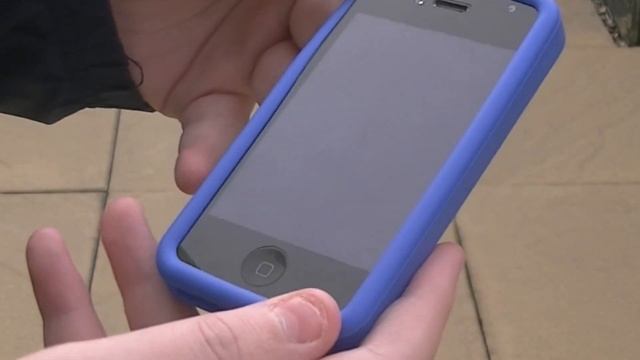 iphone 4 drop test: silicone case :) смотреть онлайн