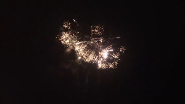 Большой салют AZXSDV MC12180 Maxsem смотреть онлайн