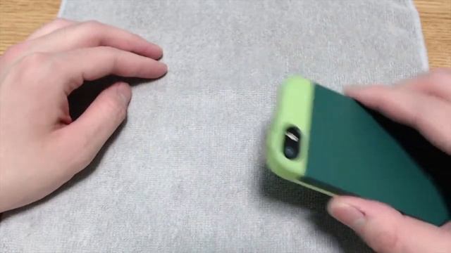 Switcheasy Tones for iPhone 5, 5S, and SE смотреть онлайн