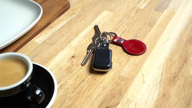Apple AirTag Leather Keyring and Luggage Tag Set by TORRO смотреть онлайн