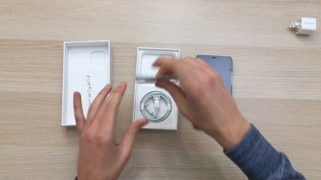 iPhone 12 White 64GB - Unboxing (I Won UnboxTherapy’s Giveaway) смотреть онлайн