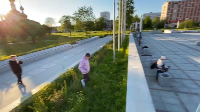 Жестко УПАЛ. БОКОВУХА В ДАБЛ КОРК. Тренировка паркура и фрирана смотреть онлайн