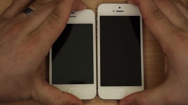 iPhone 5 VS iPhone 4S Boot Test - Start up Time Comparison смотреть онлайн