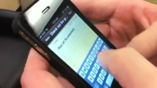 iPhone 4 Cyberphone Bug смотреть онлайн
