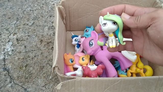 Berburu Harta Karun Kuda Poni Topeng | Rainbow Dash, Pinkie Pie, Apple Jack, Rarity, Fluttershy | смотреть онлайн