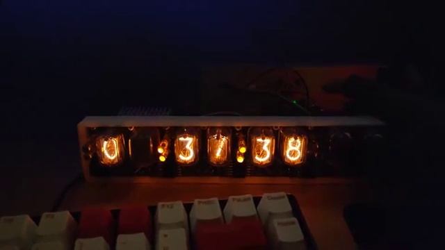 Nixie Clock Update: PWM Dimming and Buttons Implemented смотреть онлайн