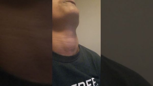 Ebony Neck Fetish Gulping