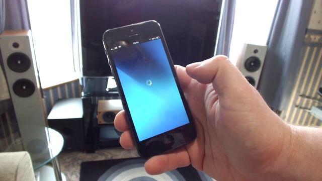 Logitech Harmony Ultimate with Philips Hue & iPhone Demo - Unboxing, Setup & Review. 1080p HD смотреть онлайн
