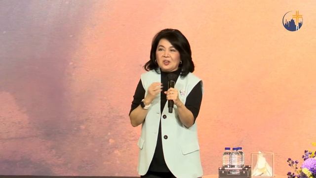 Harapan Yang Pasti - Ps. Betty Handojo [17.00] смотреть онлайн
