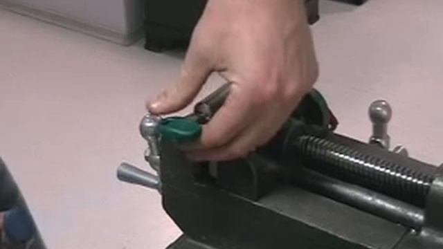 Вскрытие бампингом профильных цилиндров MOTTURA 31 смотреть онлайн