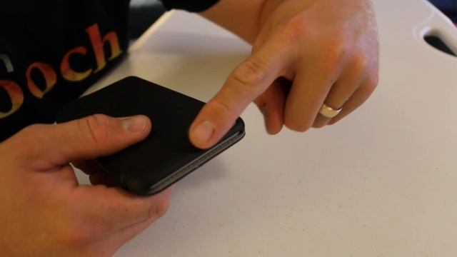 Case-Mate Stand Folio for iPhone 6 Plus Review смотреть онлайн