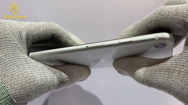 iPhone SE 2020 128GB White Battery Health- 88% Good Condition смотреть онлайн