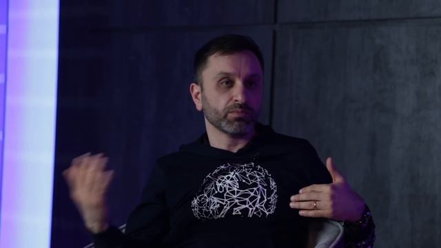🎙 Davit Baghdasaryan | How to create a startup for $120,000,000 in Armenia? - Yerevan Podcast #15 смотреть онлайн