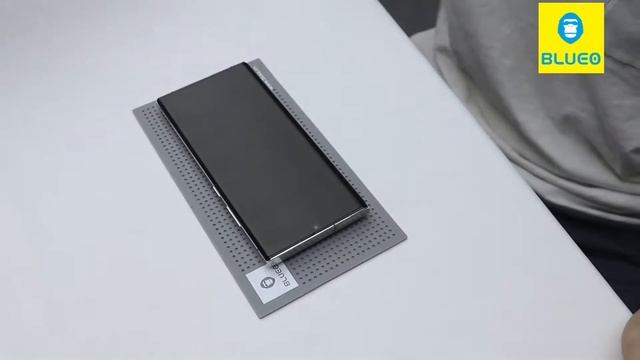 BLUEO UV Glue High Clear Matte tempered glass смотреть онлайн