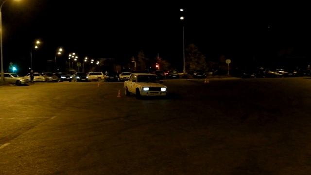 Соревнования по джимхане. Четвёртый участник на ВАЗ 2107 ( Артём Шмаков) смотреть онлайн