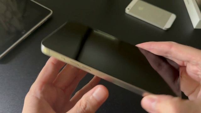 Apple iPhone 15 Pro Max (Natural Titanium) Unboxing and Silicone & FineWoven Case Review смотреть онлайн