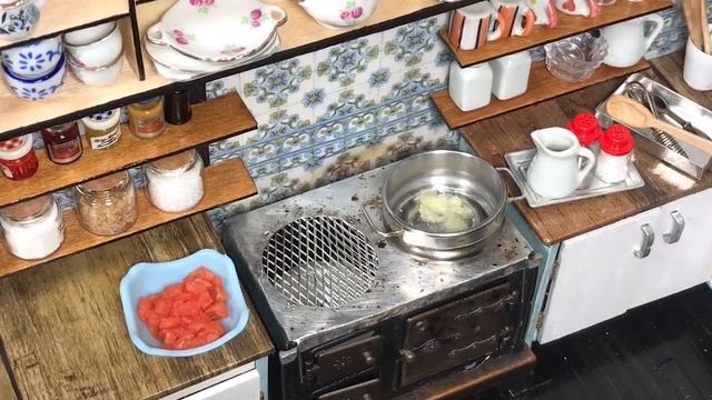Miniature Cooking - Miniature Tomato Soup made in my tiny kitchen смотреть онлайн