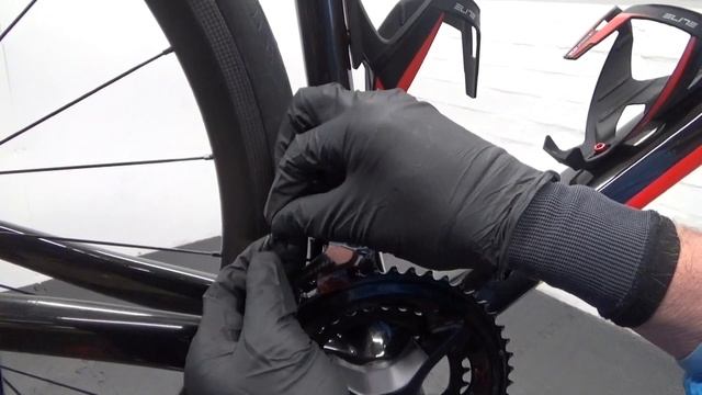 Shimano Ultegra R8150 Di2 Front Derailleur Fitting Guide смотреть онлайн