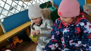 Настя с подругой Софией сделали мне экскурсию по ИГРОВОЙ площадке в САДИКЕ  Nastya life VLOG 0+