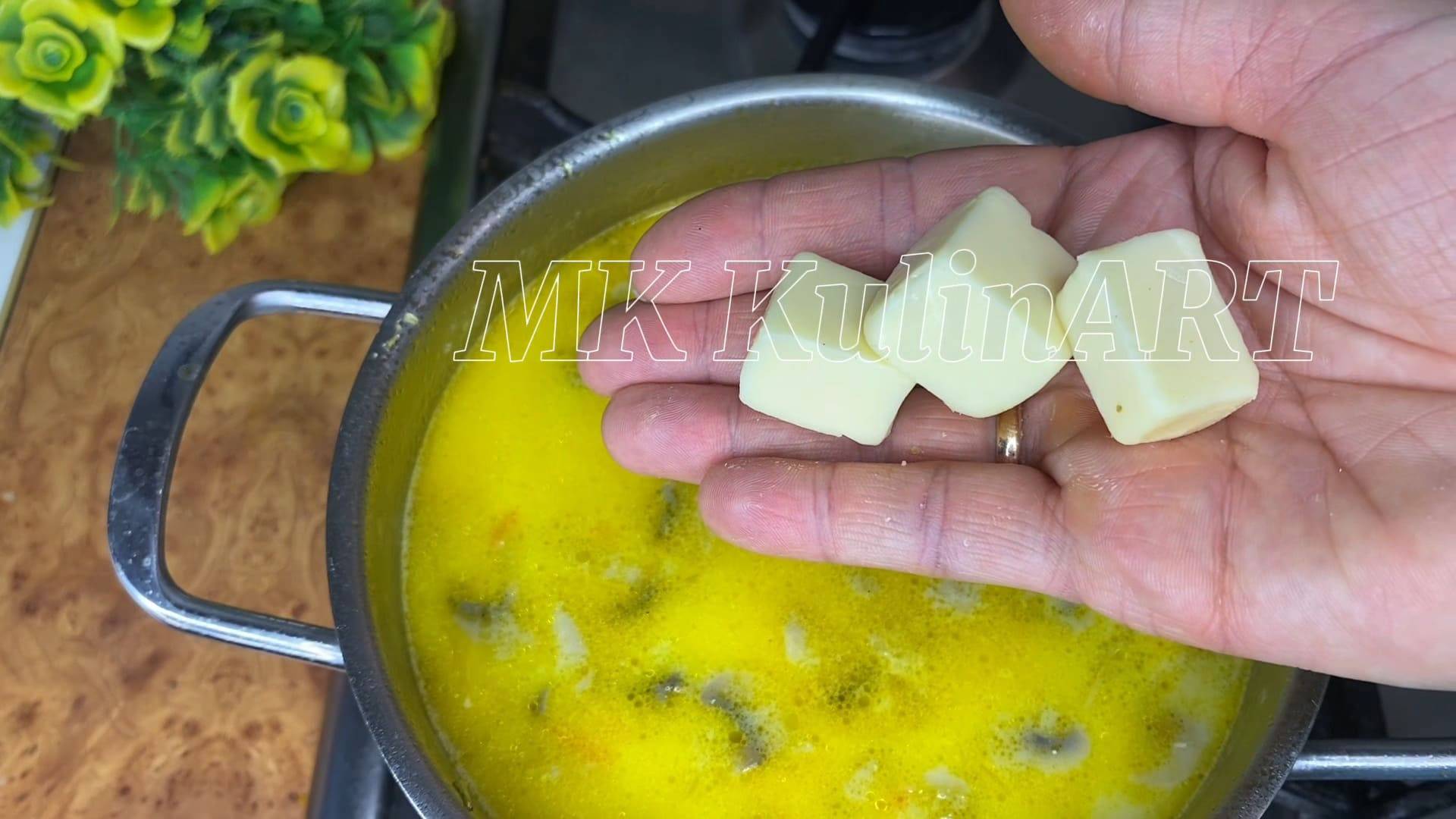 Съедается сразу с этими КУБИКАМИ! Суп за 15 минут! смотреть онлайн