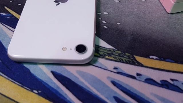 iPhone SE 2020 - Still Worth It 2021? смотреть онлайн