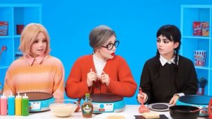 Кулинарный Челлендж: Уэнсдей Против Бабушки | Секреты и Гаджеты для Кухни Funny Toony