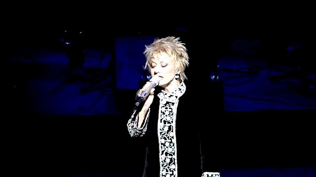 Elaine Paige -Memory - live Theatre Royal Drury Lane London 08.03.2009 смотреть онлайн