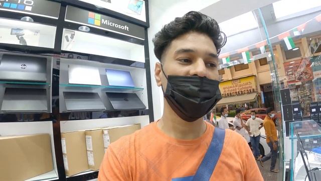 Dubai Pahunchte hi IPHONE 13 PRO MAX Leliya | Dubai Day 1| International travel Karna Mushkil Hogay смотреть онлайн